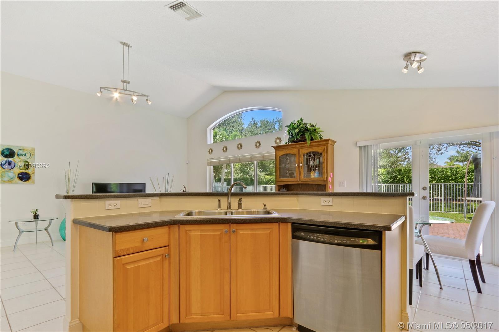 PEMBROKE FALLS PH 6 - Residential