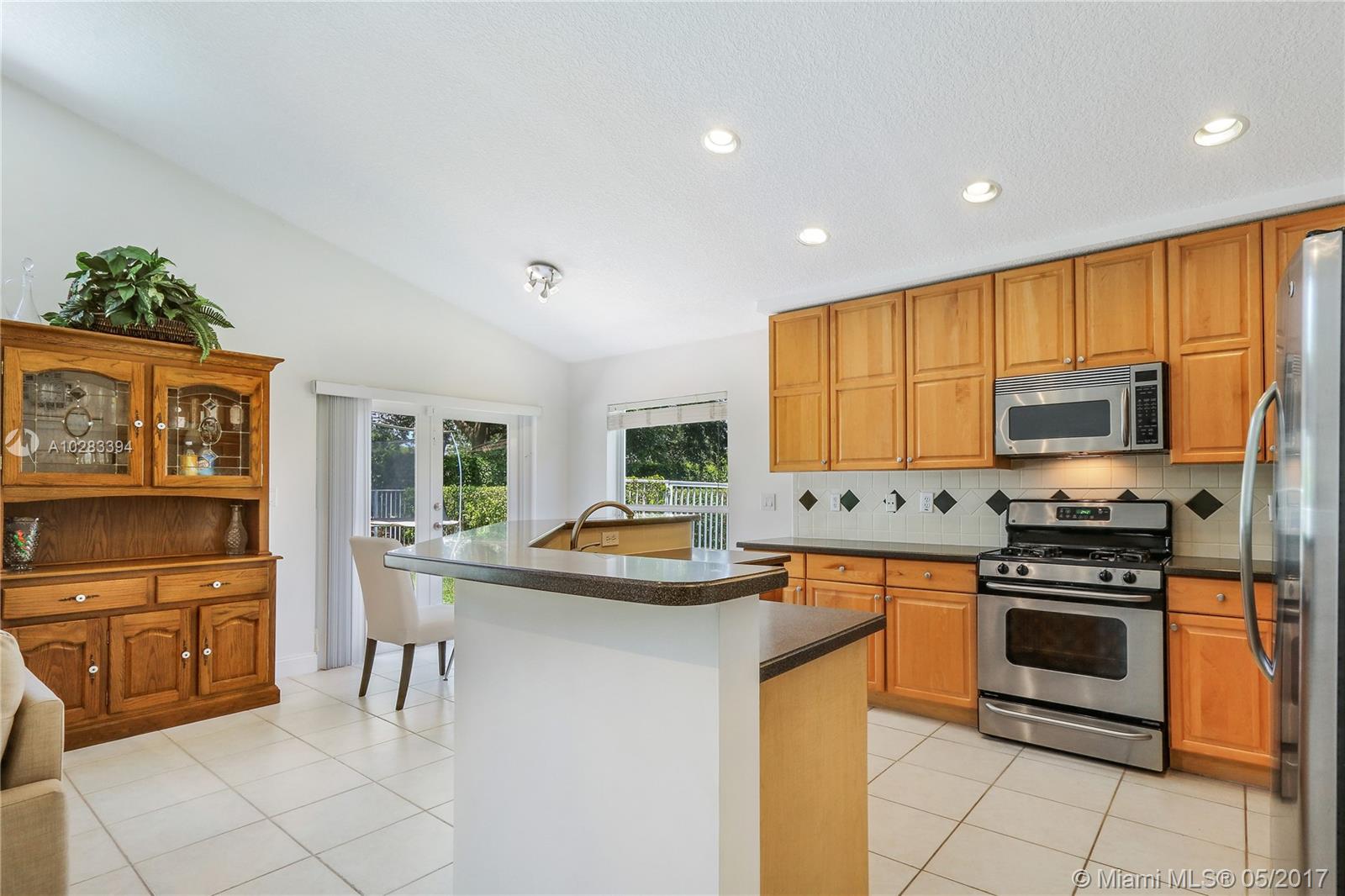 PEMBROKE FALLS PH 6 - Residential