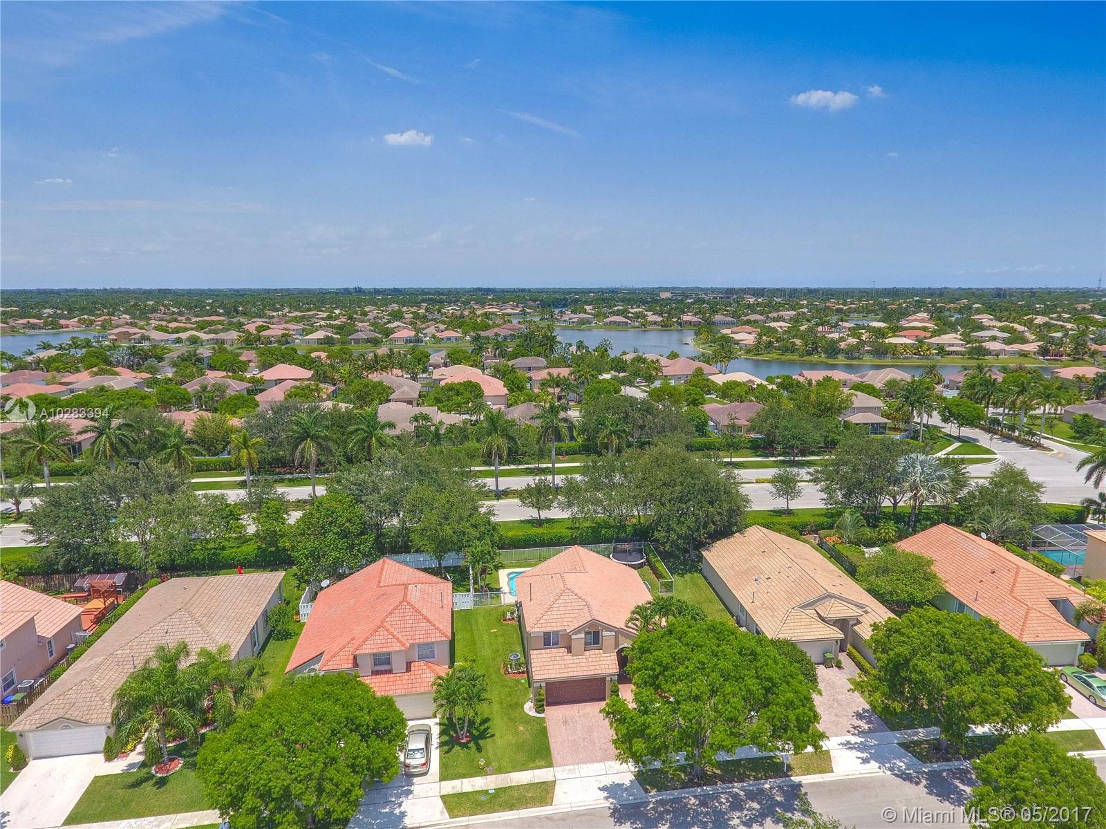 PEMBROKE FALLS PH 6 - Residential