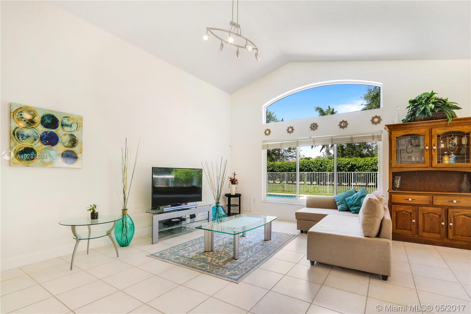 PEMBROKE FALLS PH 6 - Residential