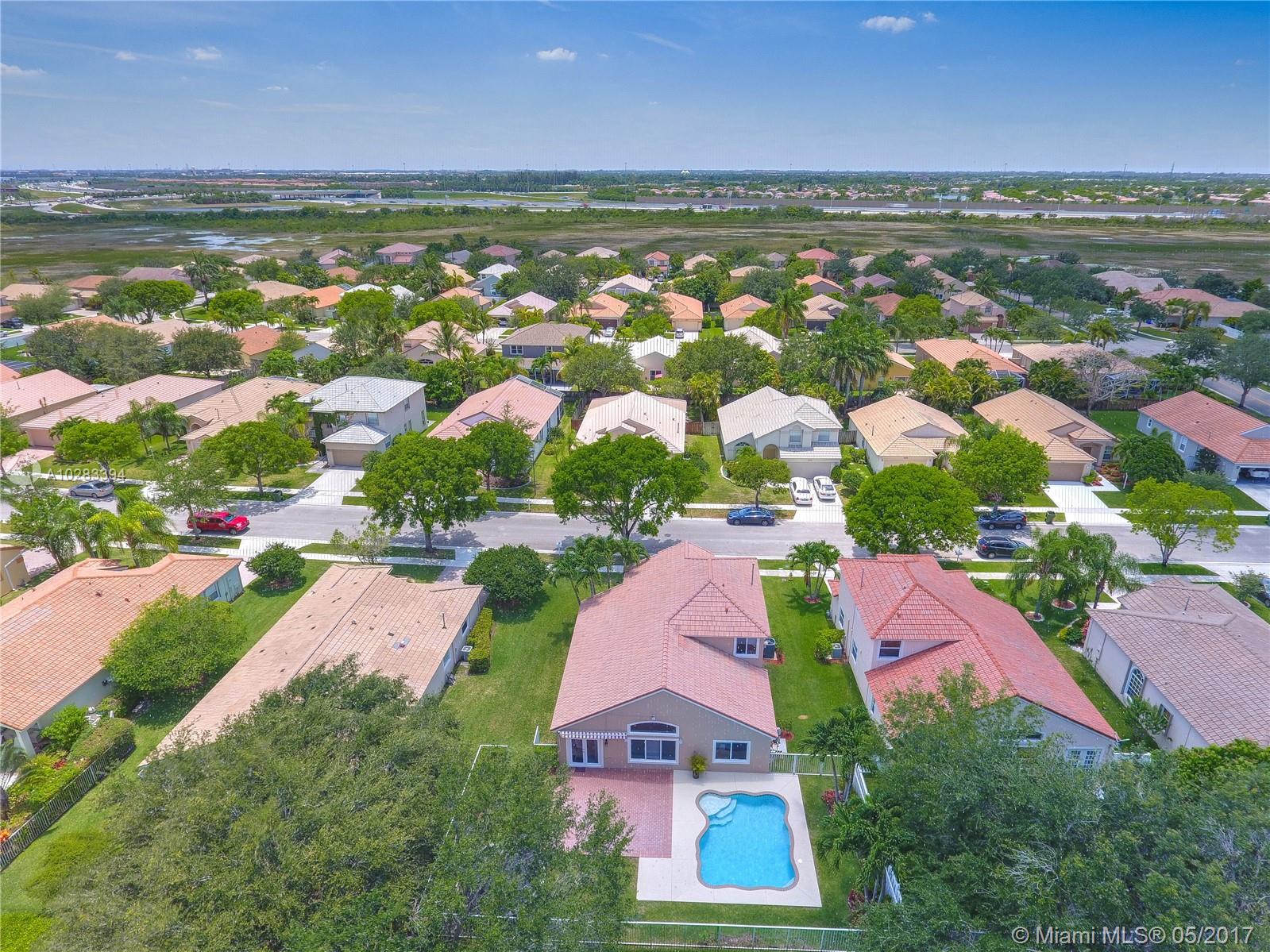 PEMBROKE FALLS PH 6 - Residential