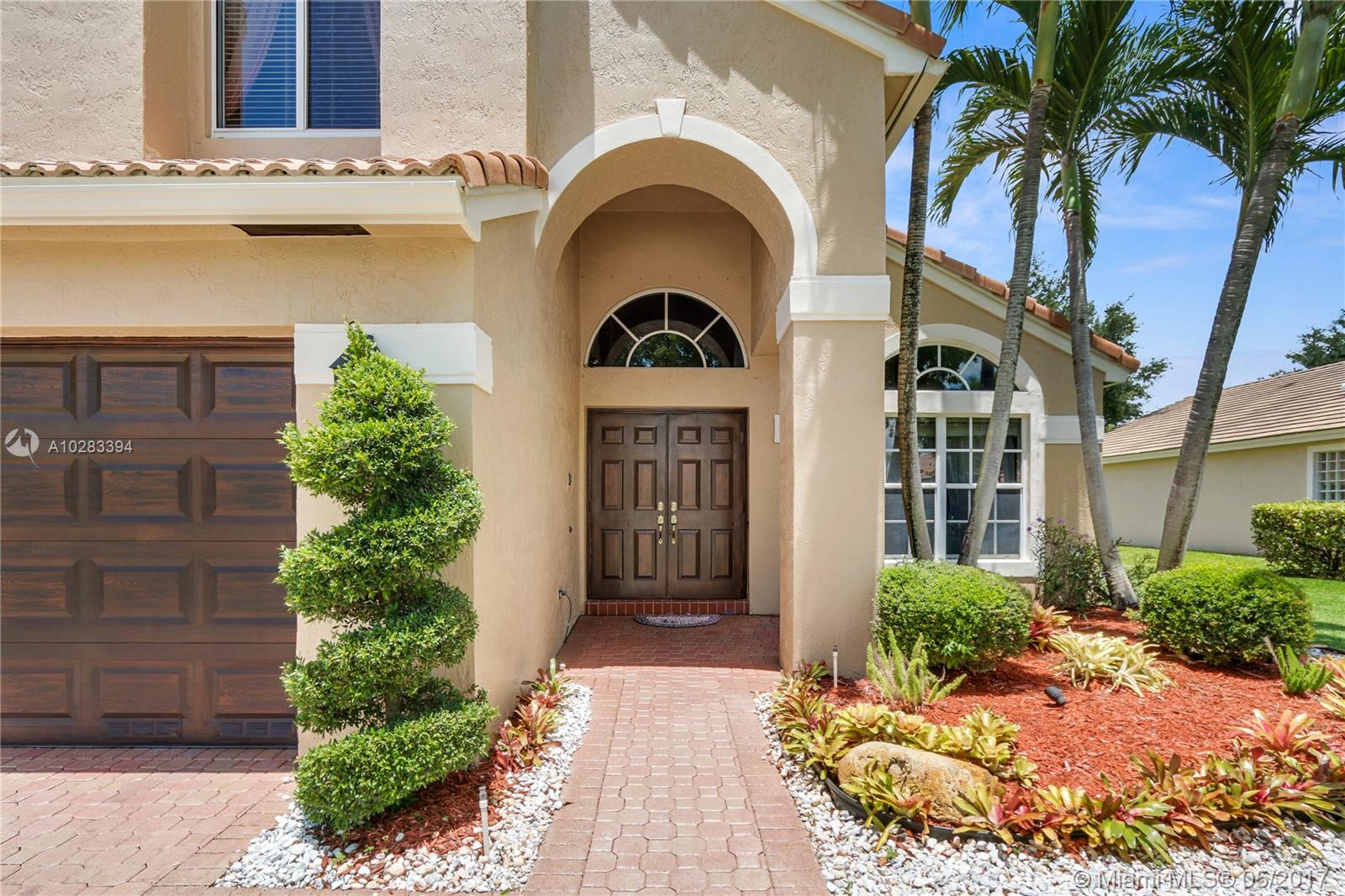 PEMBROKE FALLS PH 6 - Residential