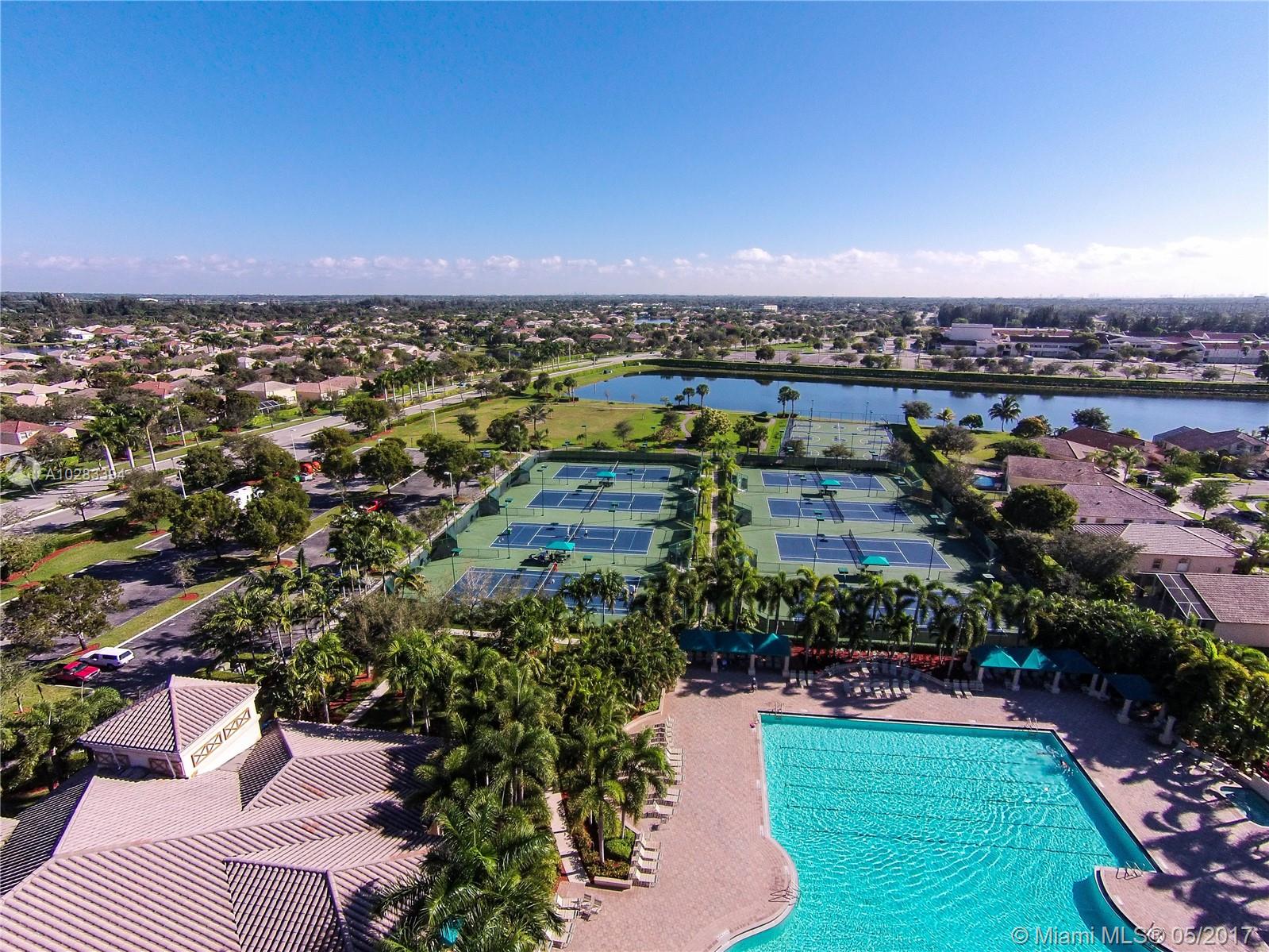 PEMBROKE FALLS PH 6 - Residential