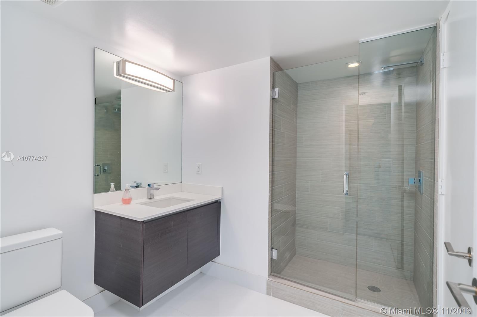 Parque Towers - Residential Lease