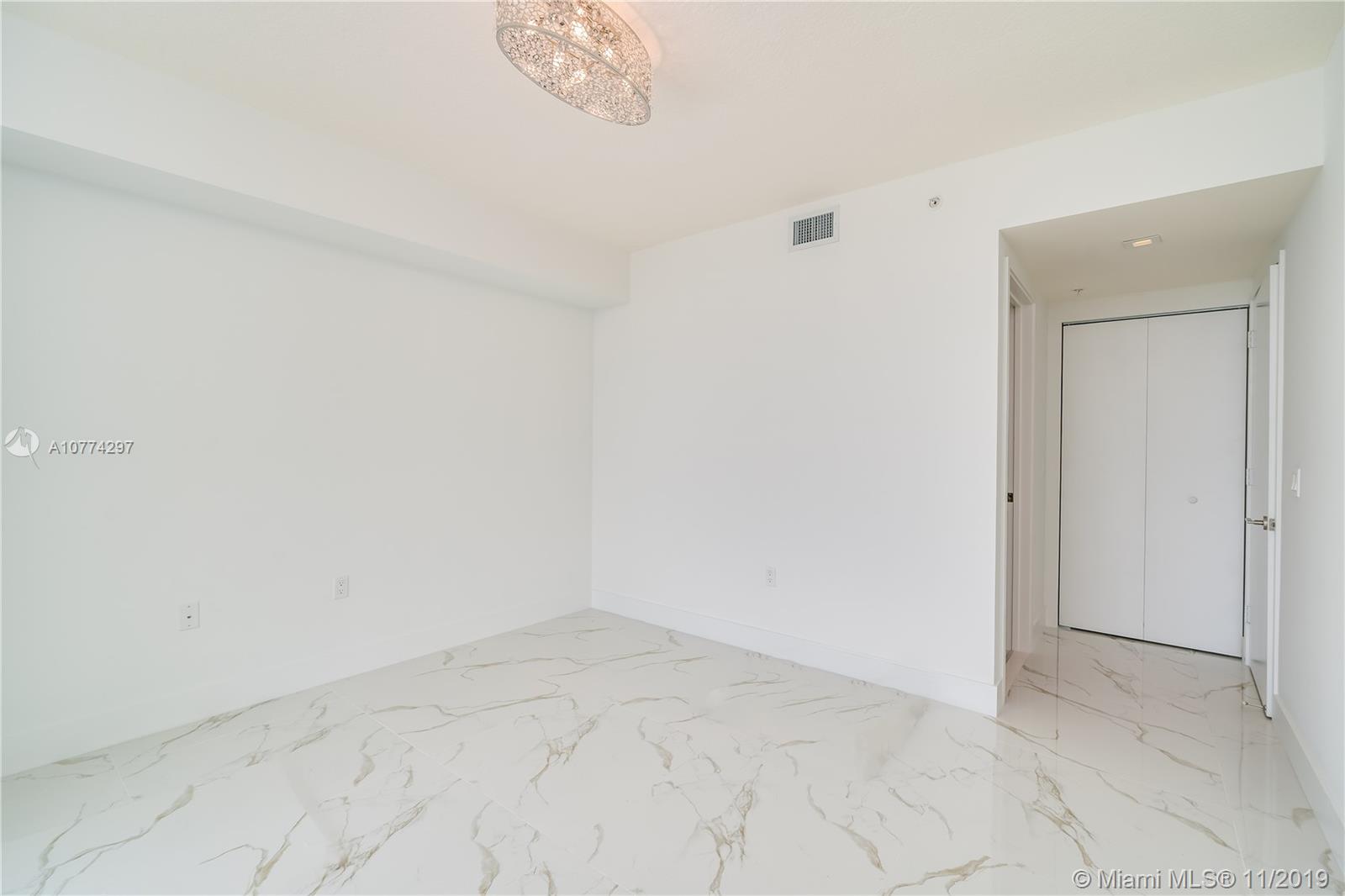 Parque Towers - Residential Lease