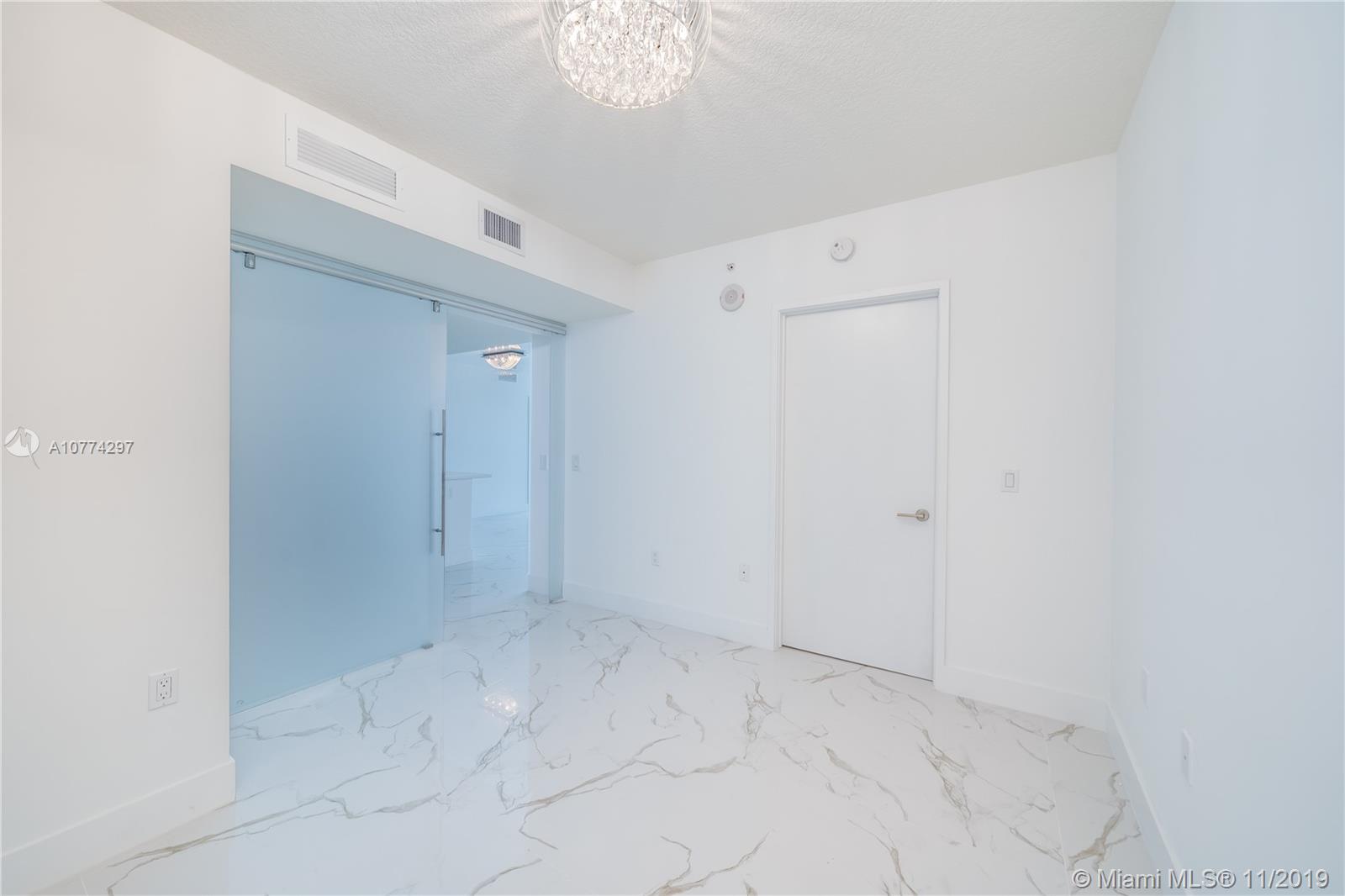 Parque Towers - Residential Lease