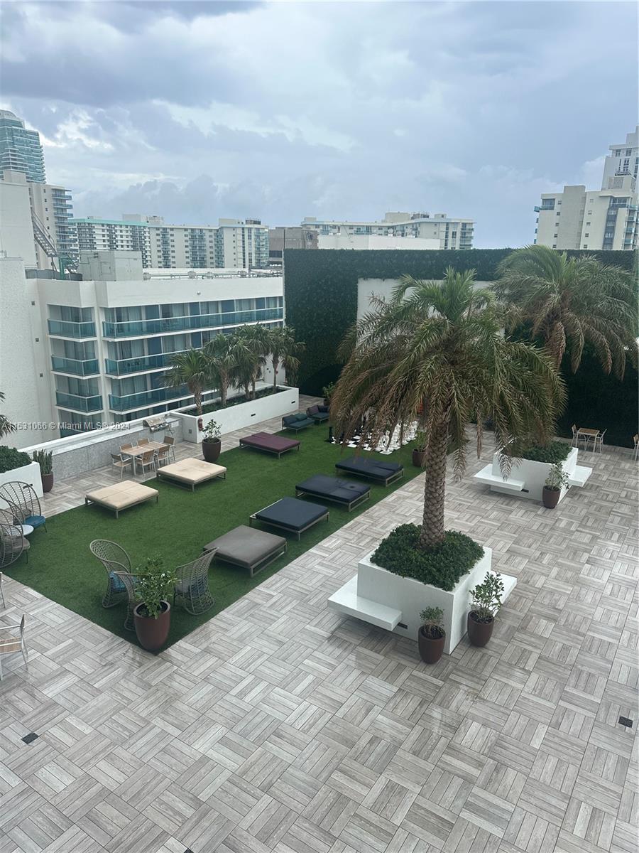 4010 SOUTH OCEAN CONDO - Residential