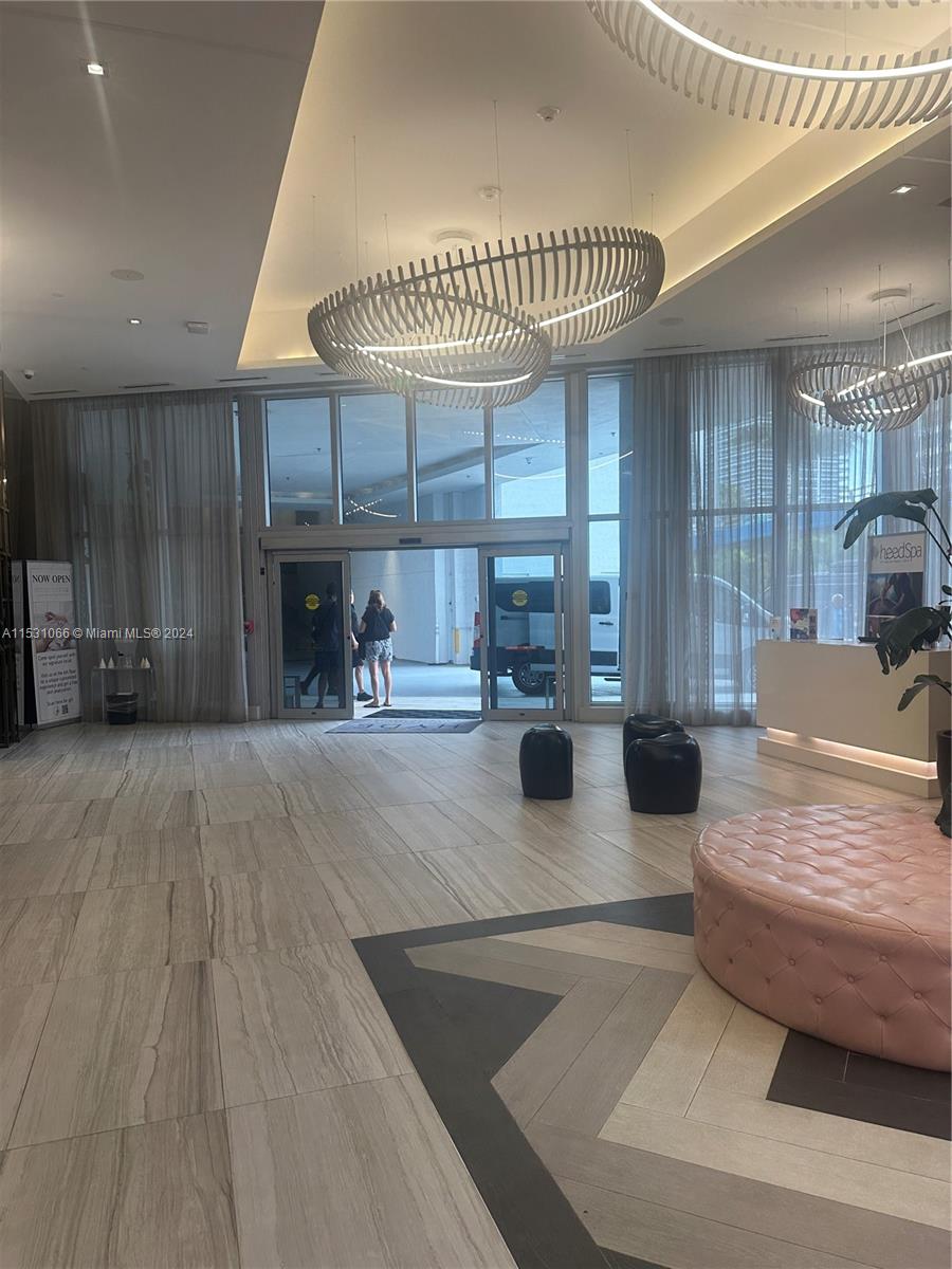 4010 S Ocean Dr R707