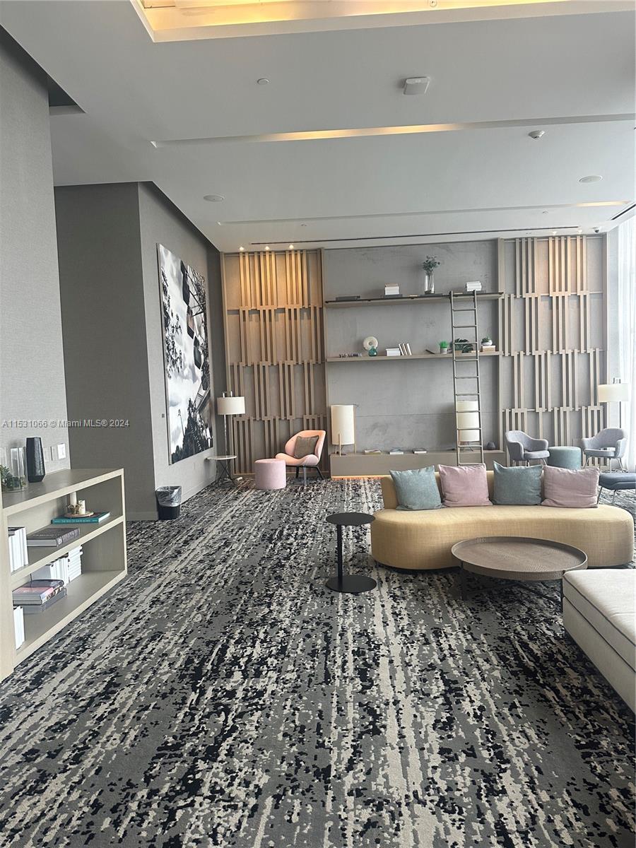 4010 SOUTH OCEAN CONDO - Residential