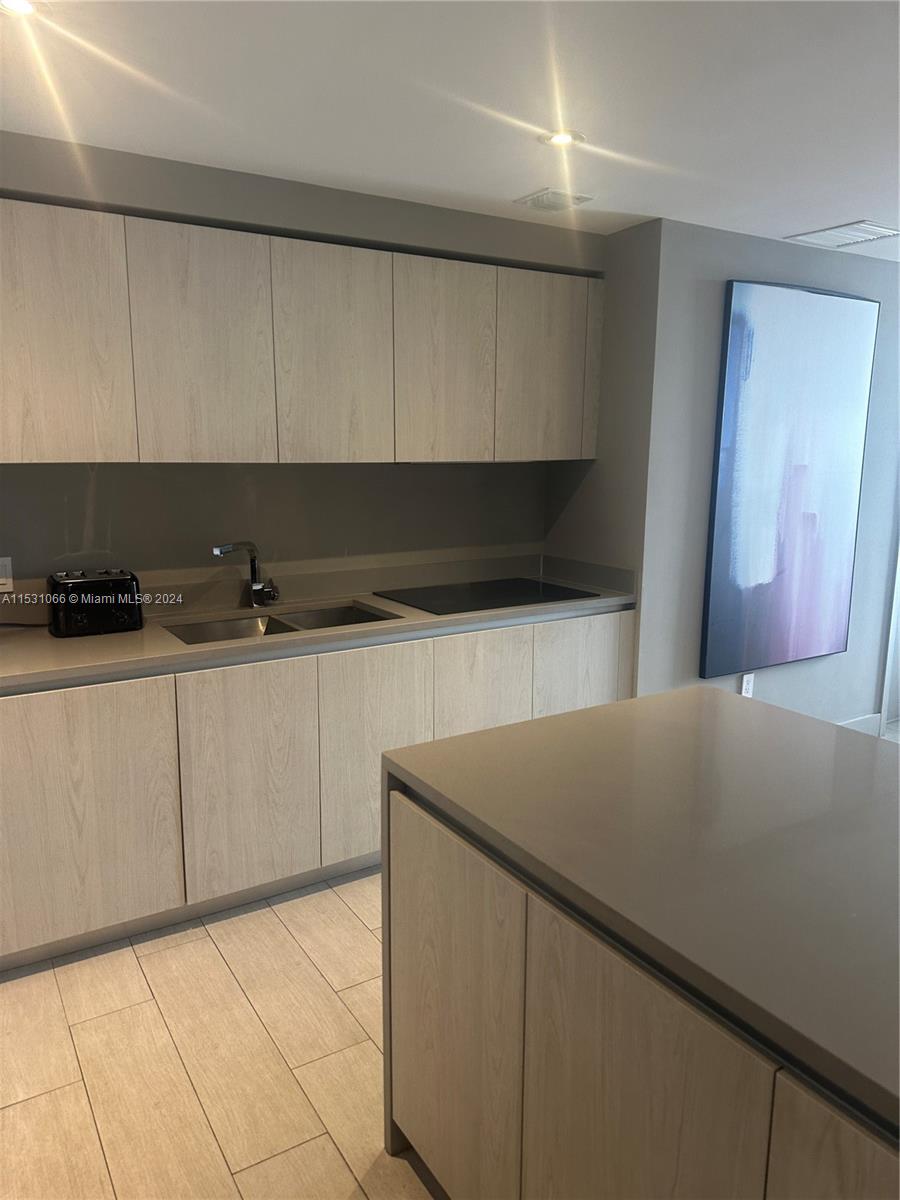 4010 SOUTH OCEAN CONDO - Residential