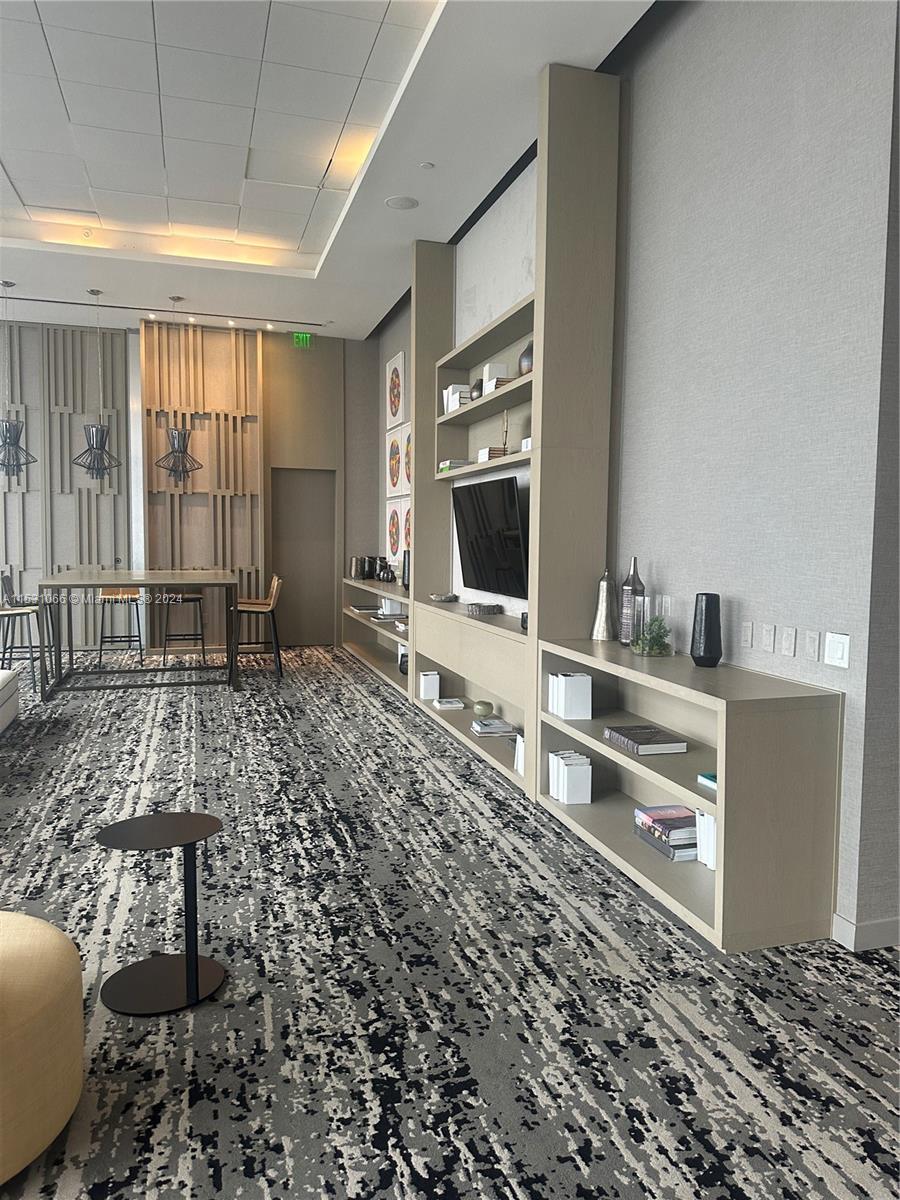 4010 SOUTH OCEAN CONDO - Residential