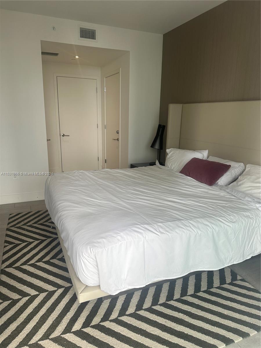 4010 SOUTH OCEAN CONDO - Residential