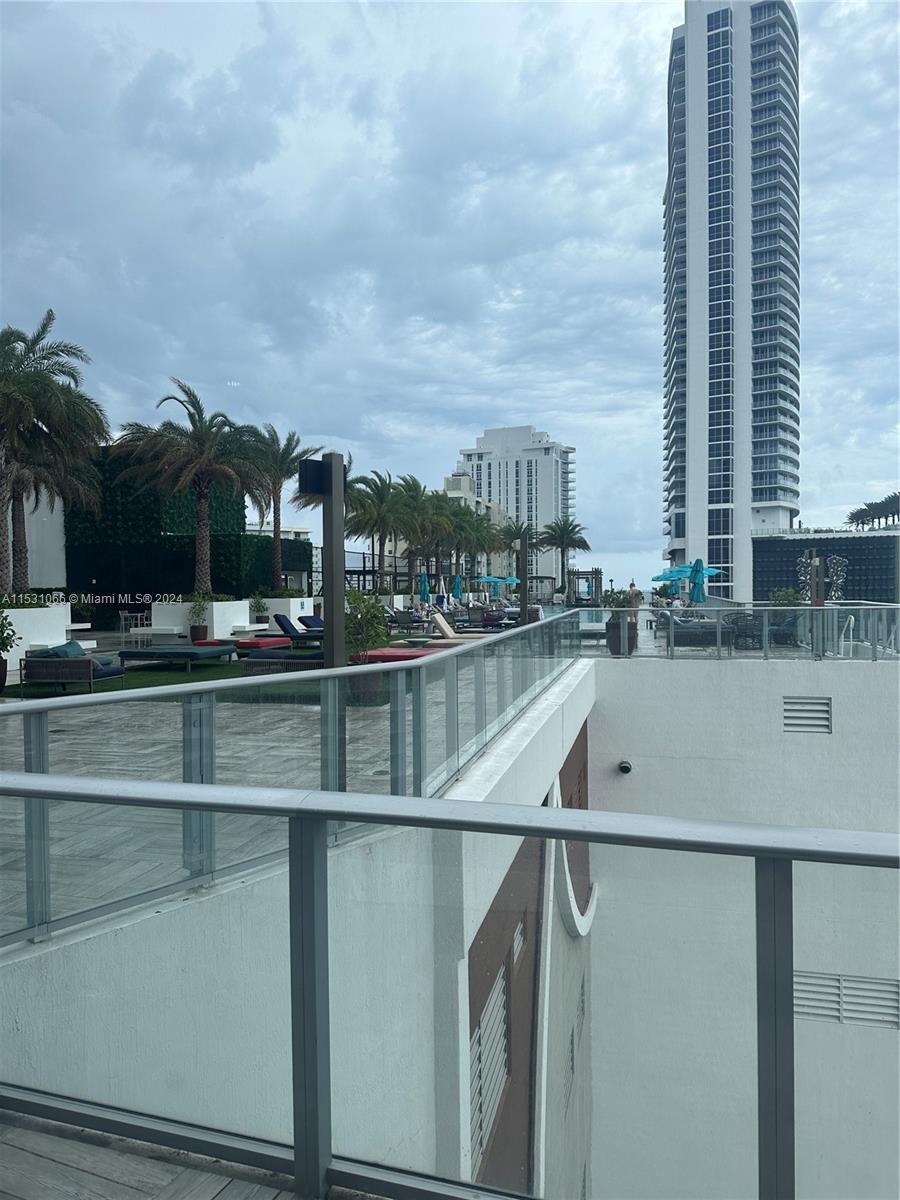 4010 SOUTH OCEAN CONDO - Residential