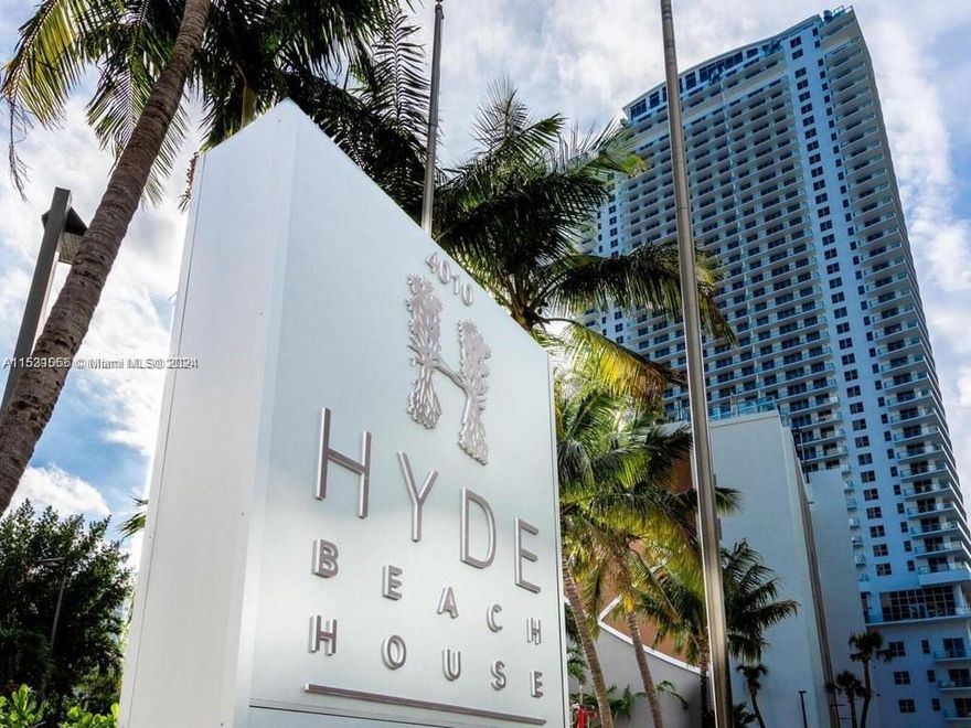 BEAUTIFUL  2 bed/2 baths front unit in the heart of Hallandale Beach. Great layout. Completely furnished. Breathtaking ocean and intracoastal views from every single room. Walking distance to the beach. 5 star amenities include swimming pool and bar, jacuzzi, , spa, basketball court, tennis court, racket ball court and so much more. NO RENTAL RESTRICTIONS. Valet parking. Investors can earn yearly income through hotel rental program, airbnb or manage it yourself. GREAT PROPERTY! MUST SEE!!