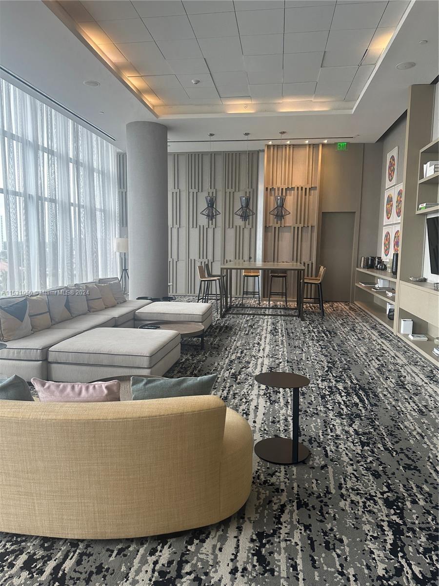 4010 SOUTH OCEAN CONDO - Residential