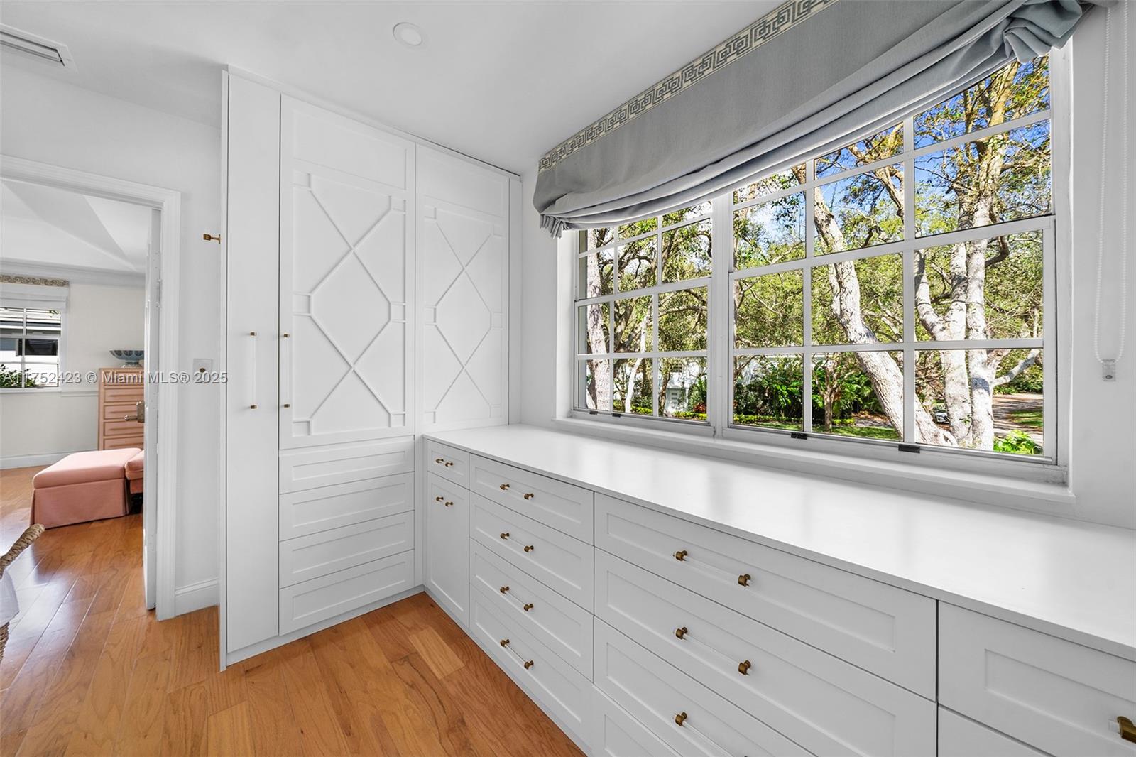 CUTLER OAKS - Residential