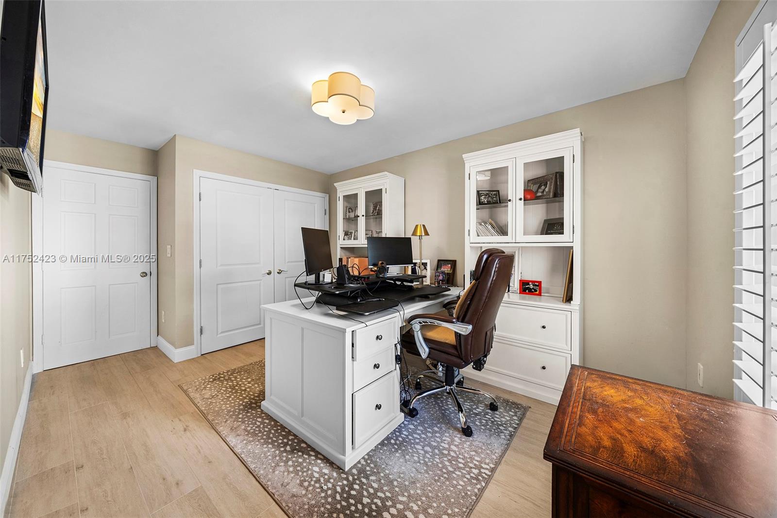 CUTLER OAKS - Residential