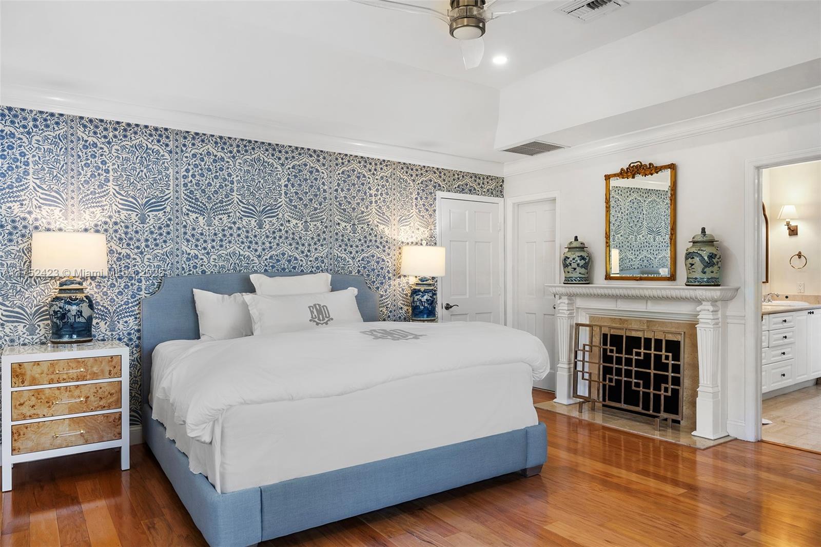 CUTLER OAKS - Residential