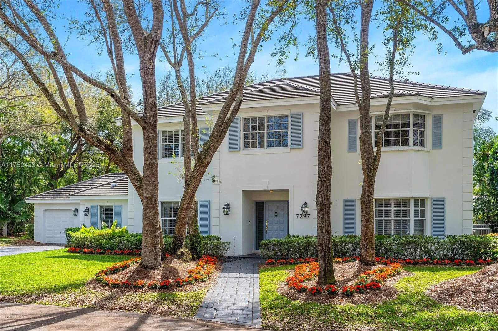 Palmetto Bay, Florida 33158, United States, 6 Bedrooms Bedrooms, ,5 BathroomsBathrooms,Residential,Active,77844