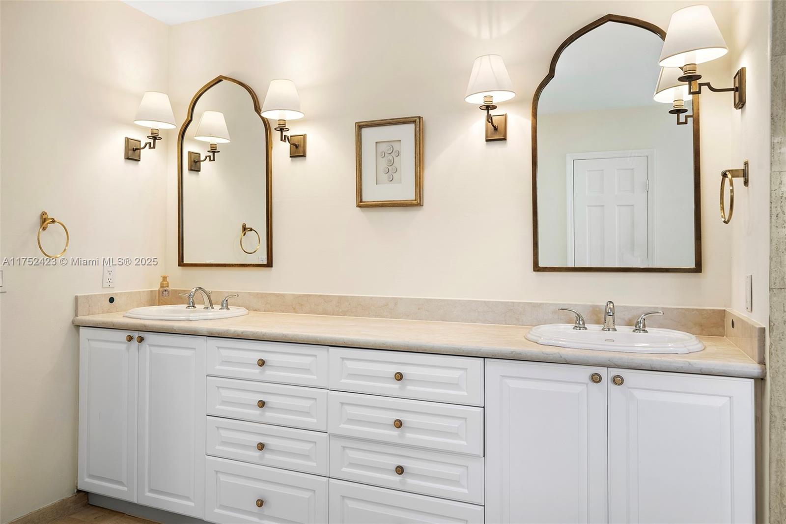 CUTLER OAKS - Residential