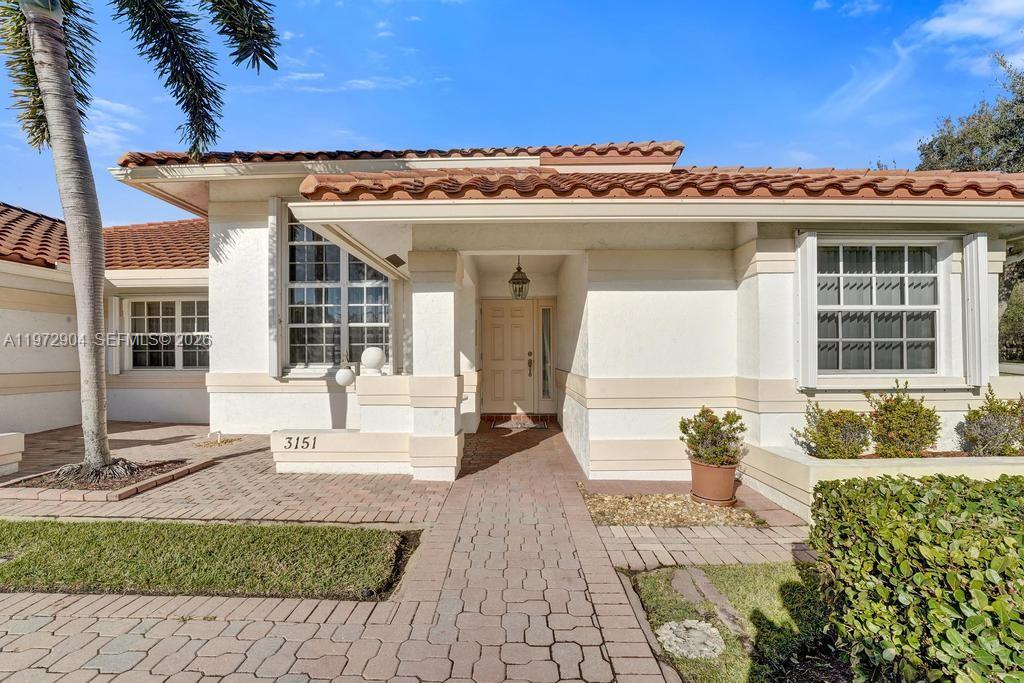 RIDGE ON NOB HILL - Residential