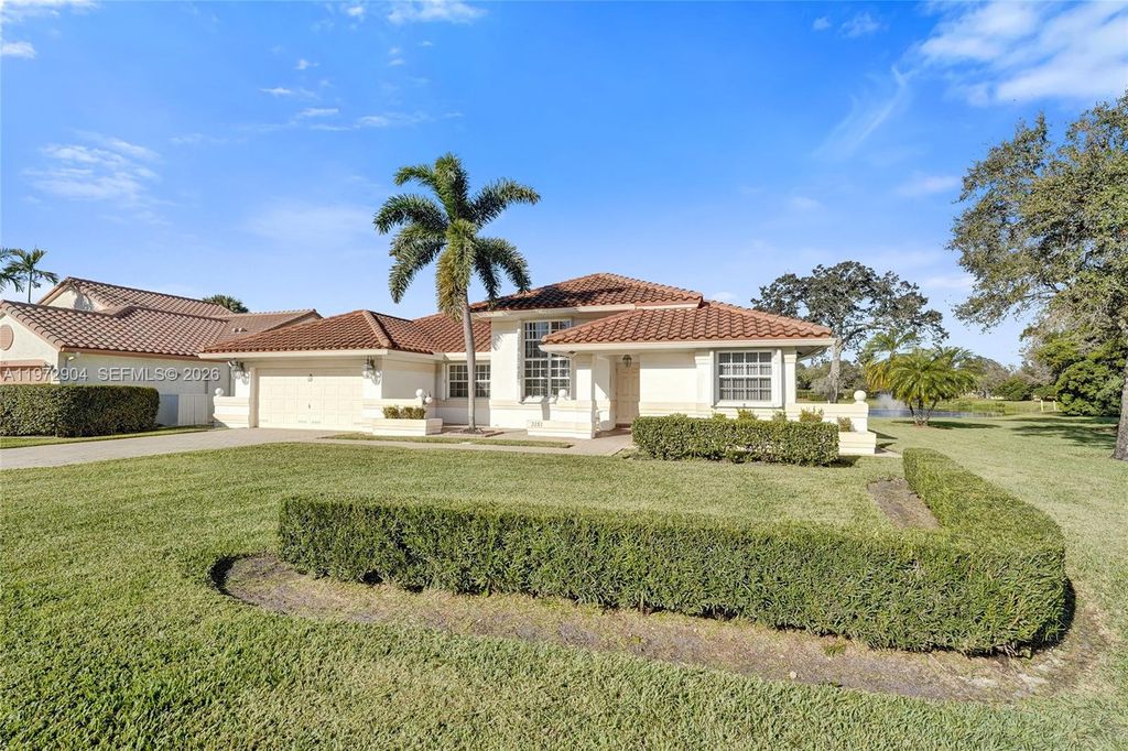 Photo of 3151 Overlook Rd, Davie, FL 33328 (MLS # A11972904)