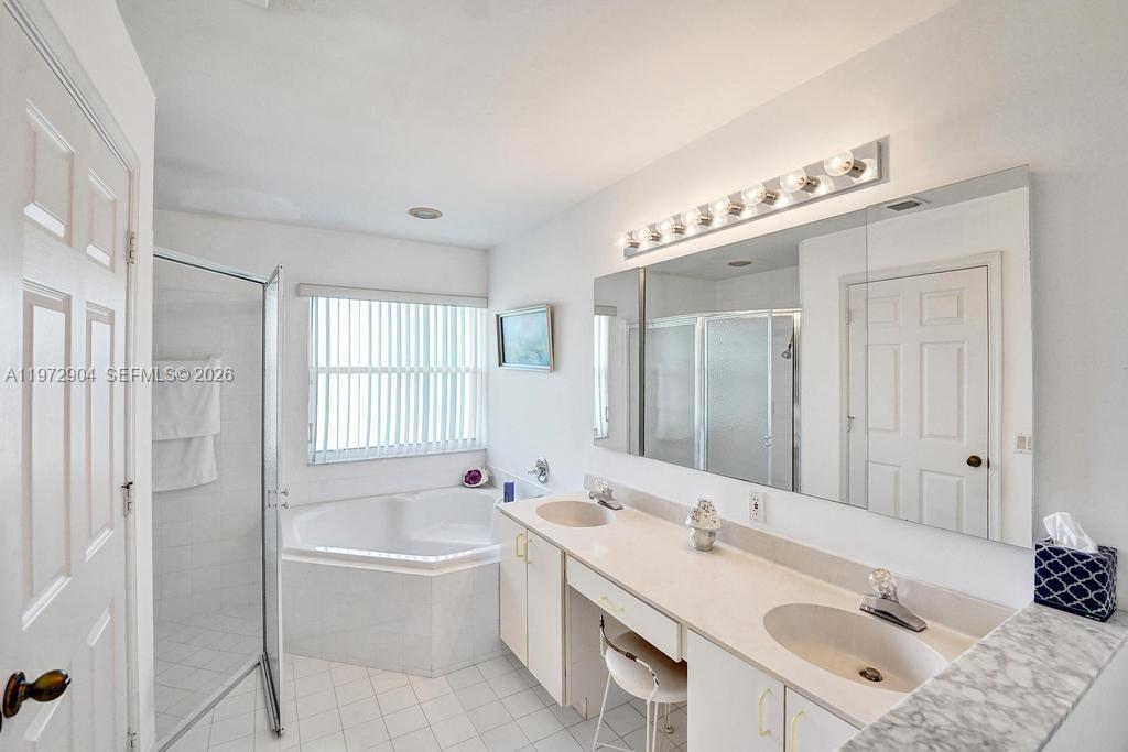 RIDGE ON NOB HILL - Residential