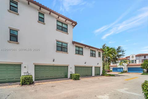 Tiny photo for 11355 SW 14th St, Pembroke Pines, FL 33025 (MLS # A12047561)