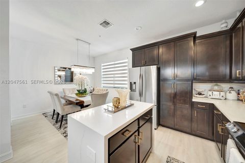 Tiny photo for 11355 SW 14th St, Pembroke Pines, FL 33025 (MLS # A12047561)