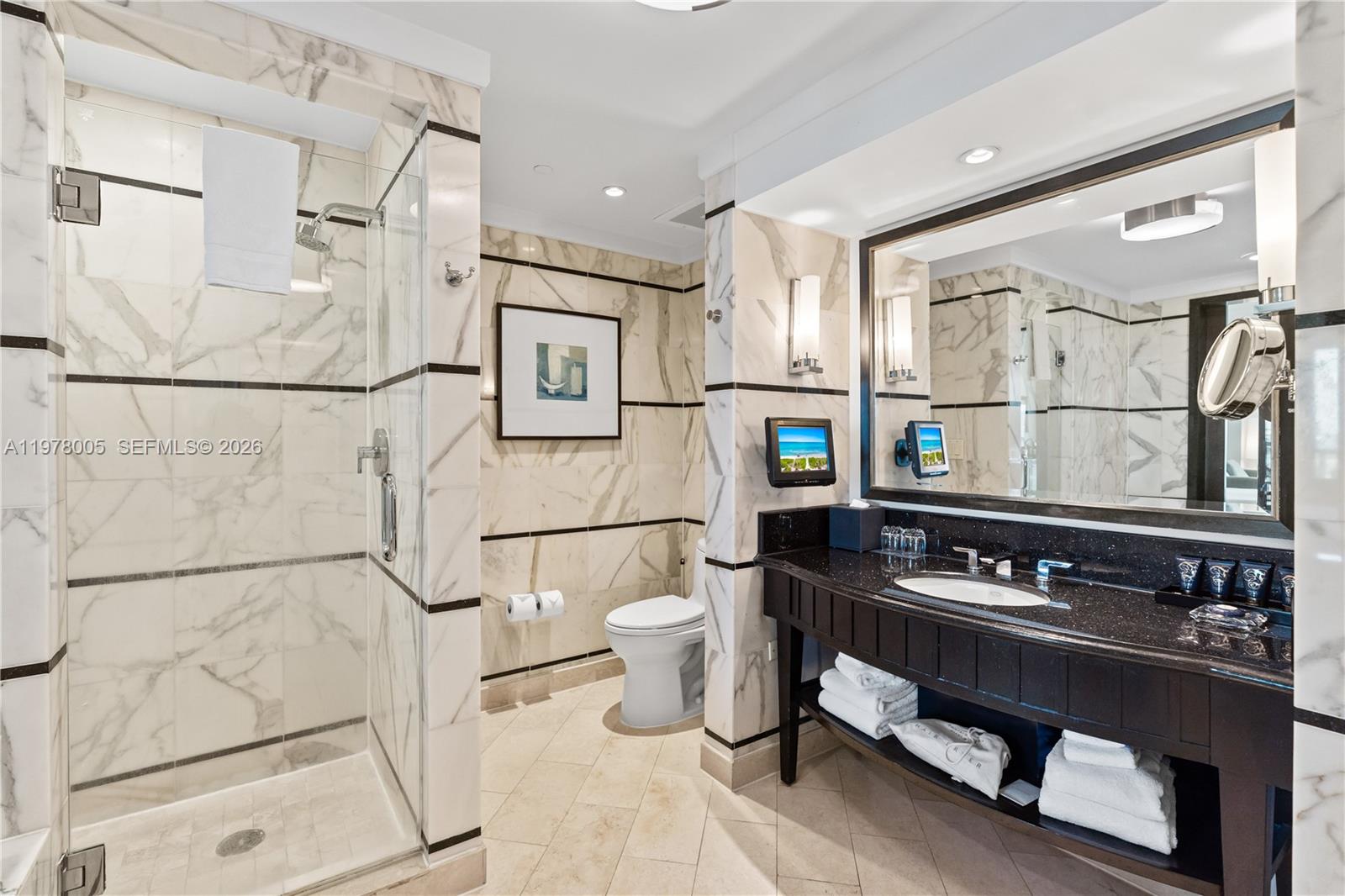 FONTAINEBLEAU III - Residential