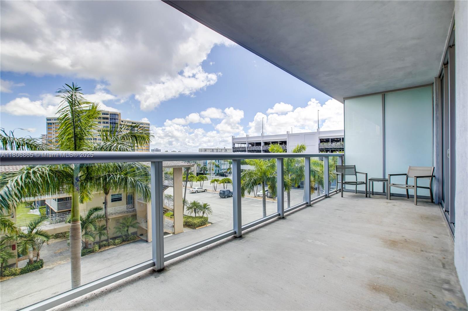 BEACHWALK CONDOMINIUM - Residential