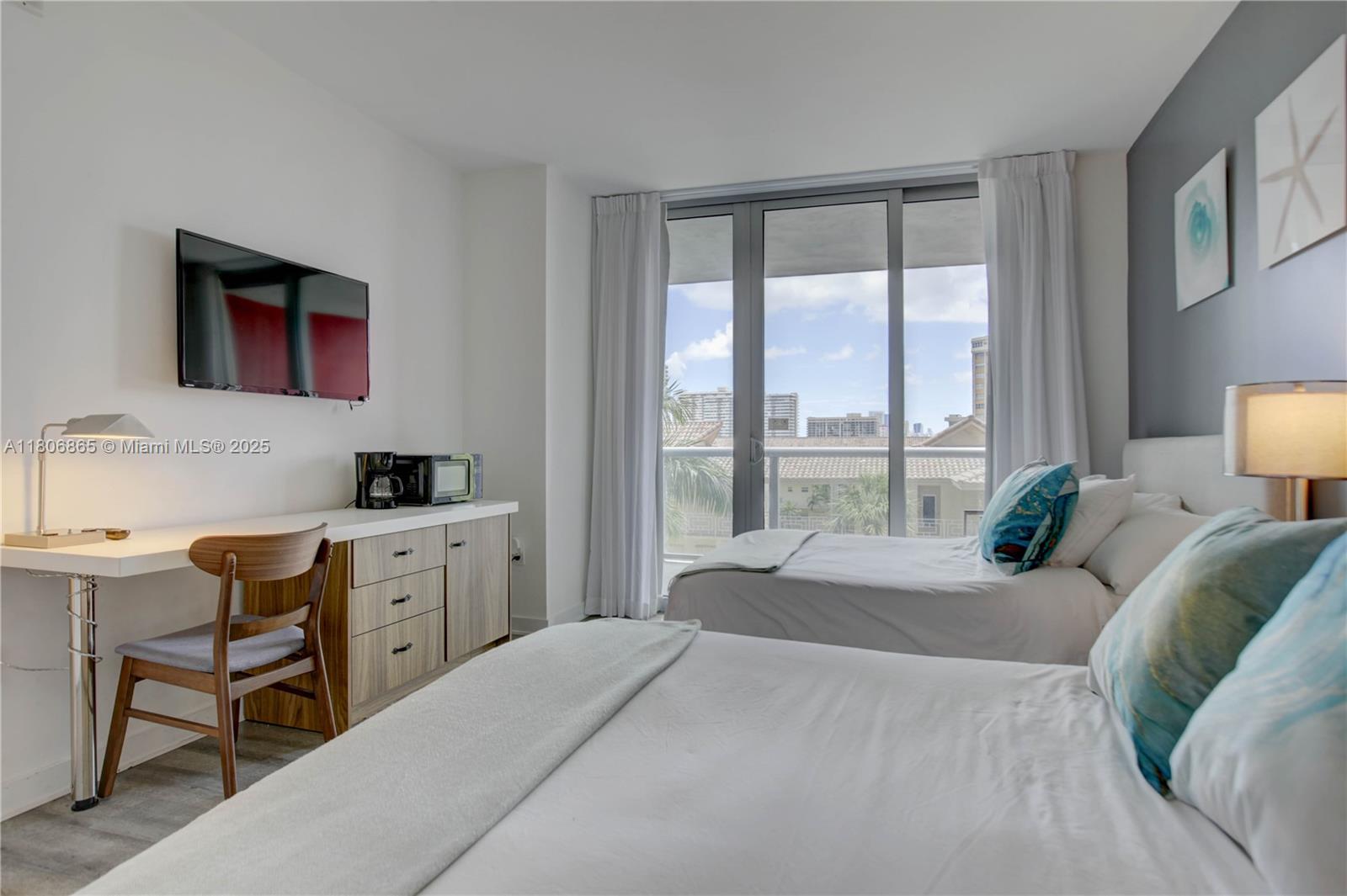 BEACHWALK CONDOMINIUM - Residential