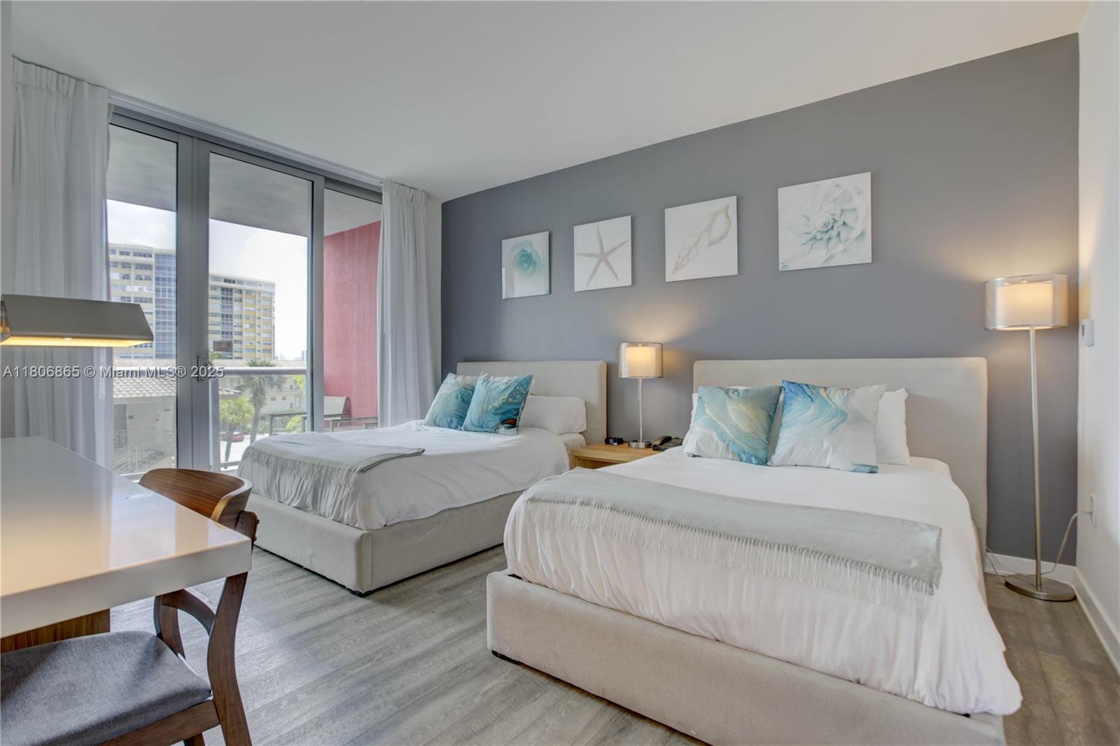 BEACHWALK CONDOMINIUM - Residential