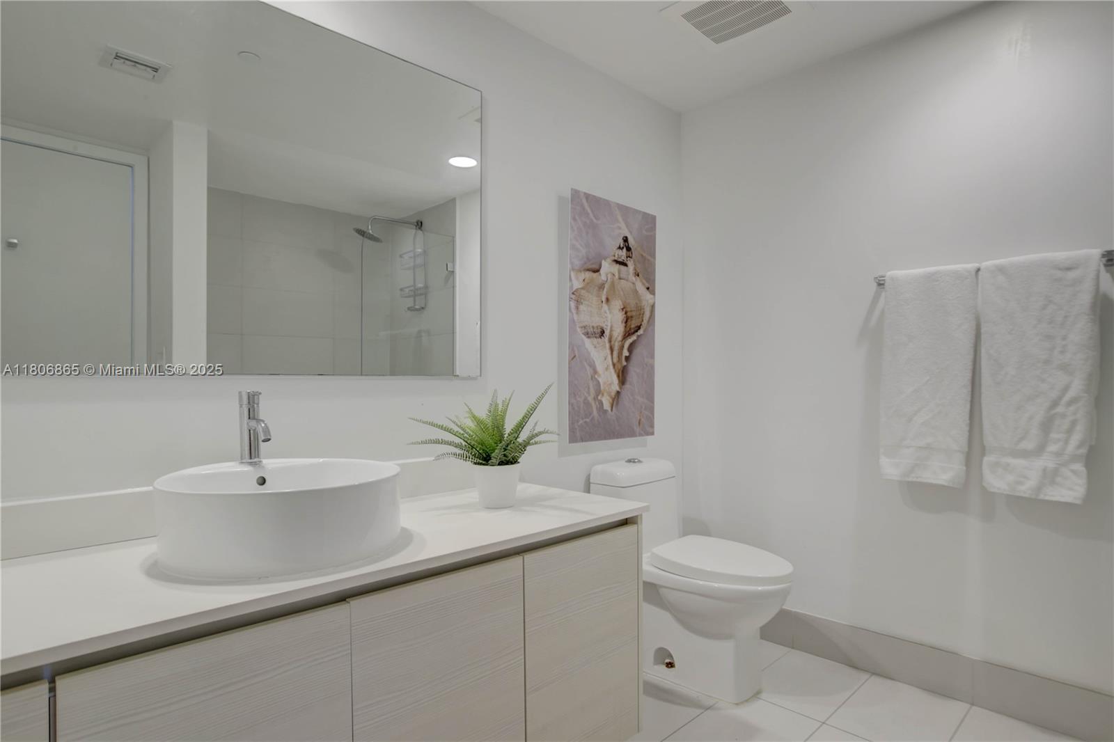 BEACHWALK CONDOMINIUM - Residential