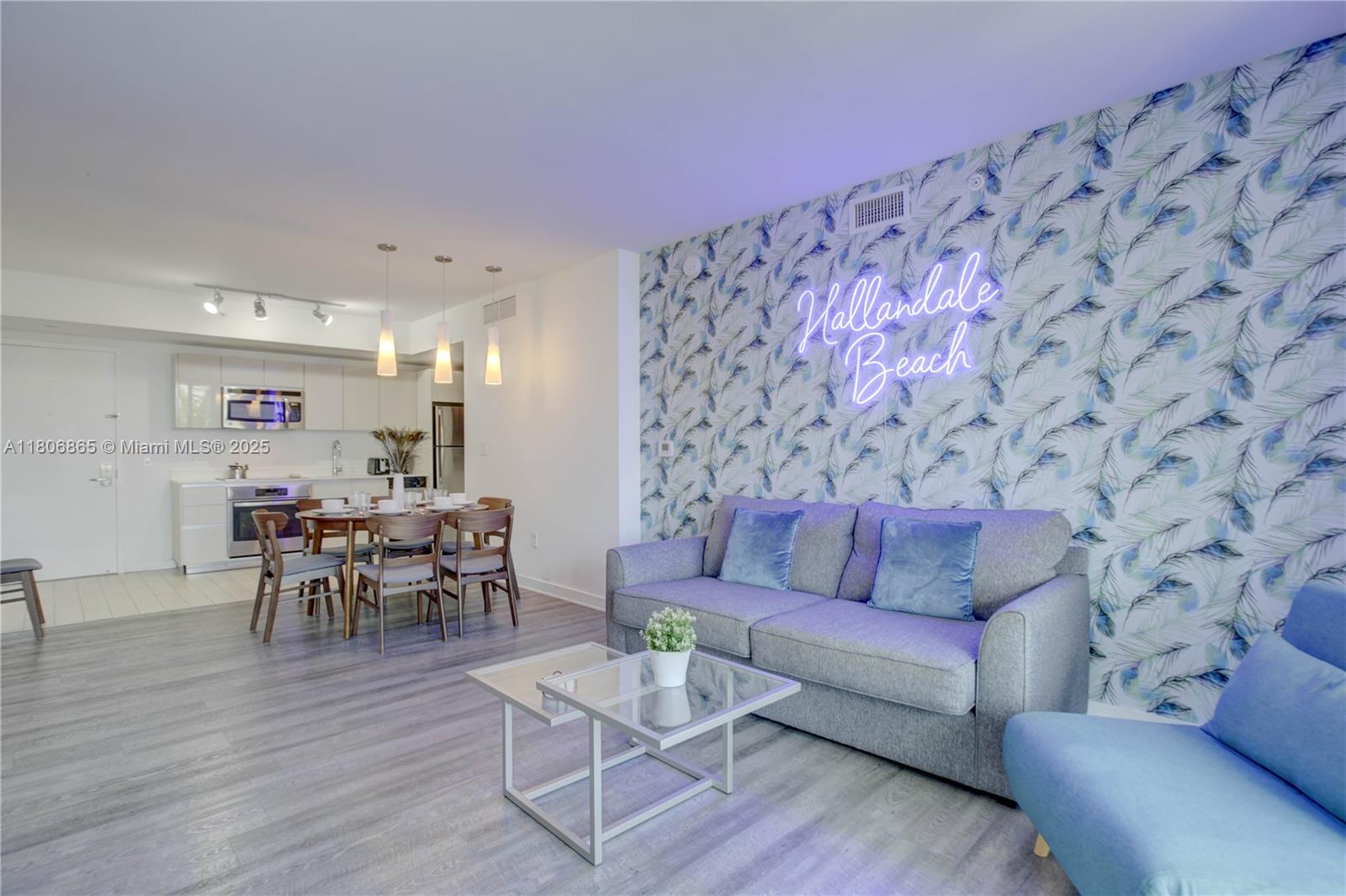 BEACHWALK CONDOMINIUM - Residential