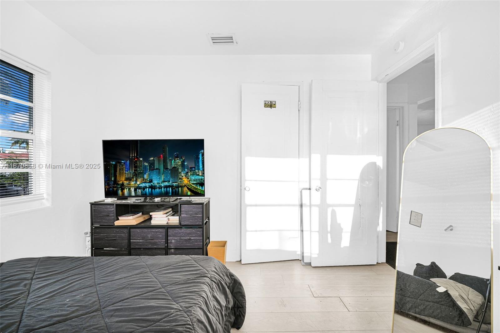 ISLE OF NORMANDY MIAMI VI - Residential Income