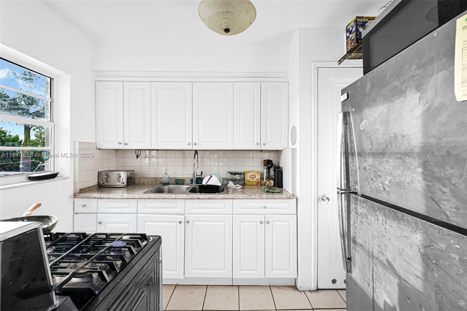 ISLE OF NORMANDY MIAMI VI - Residential Income