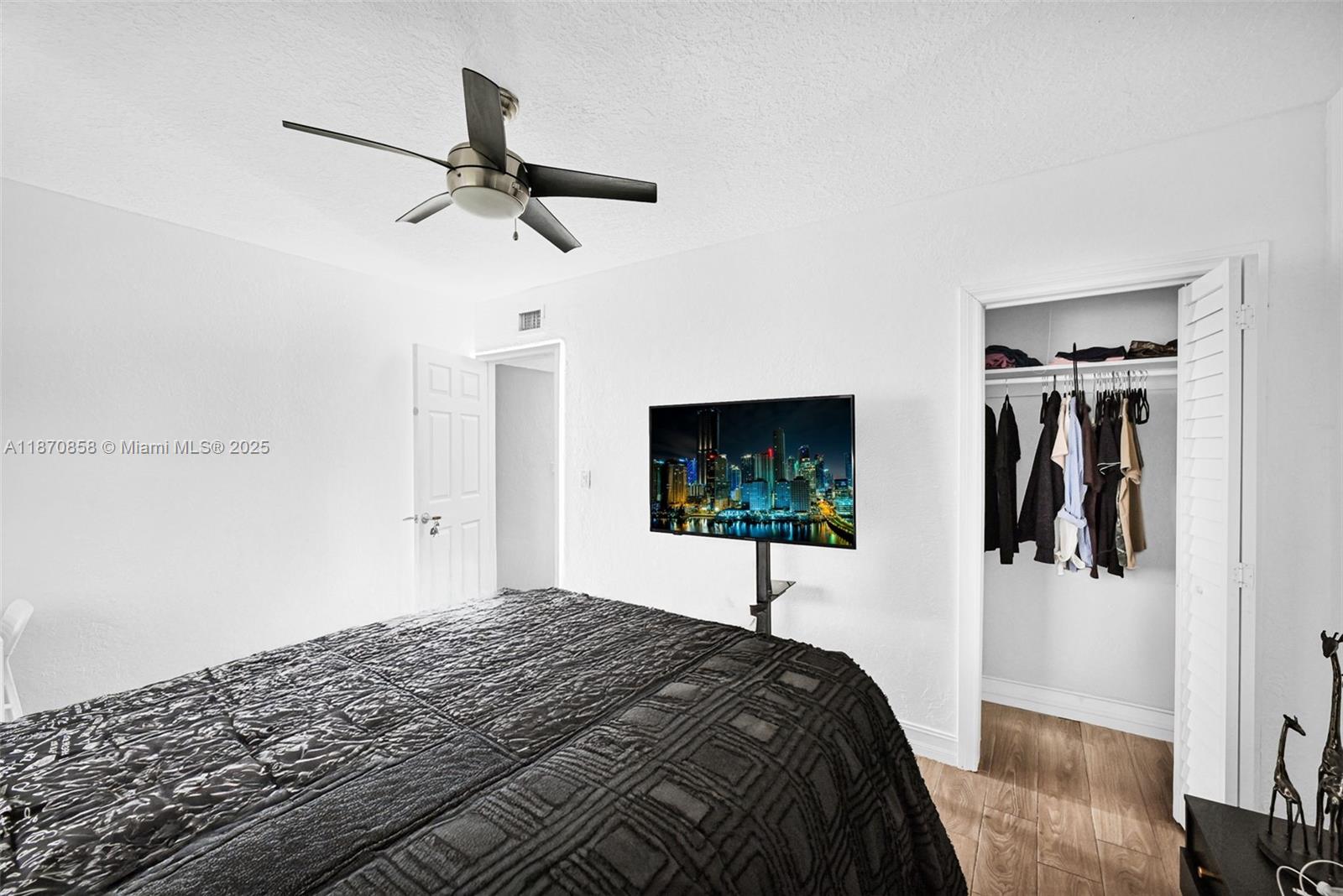 ISLE OF NORMANDY MIAMI VI - Residential Income