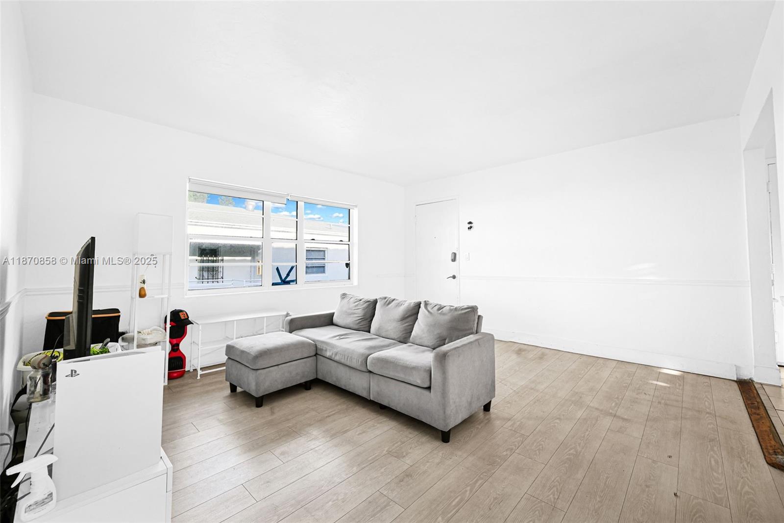 ISLE OF NORMANDY MIAMI VI - Residential Income