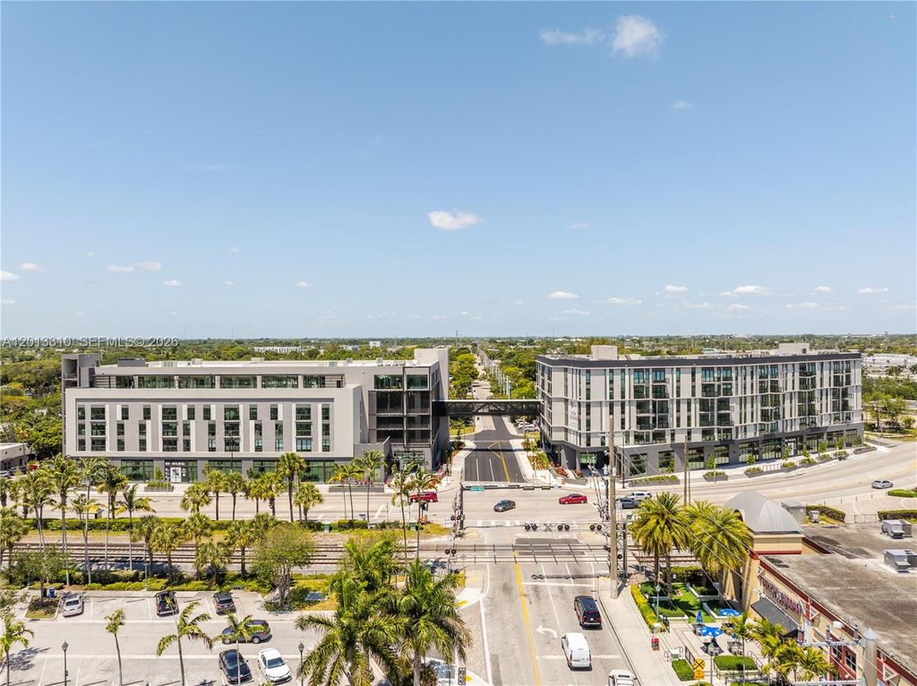 Photo of 3801 N Dixie Hwy #404, Oakland Park, FL 33334 (MLS # A12013310)