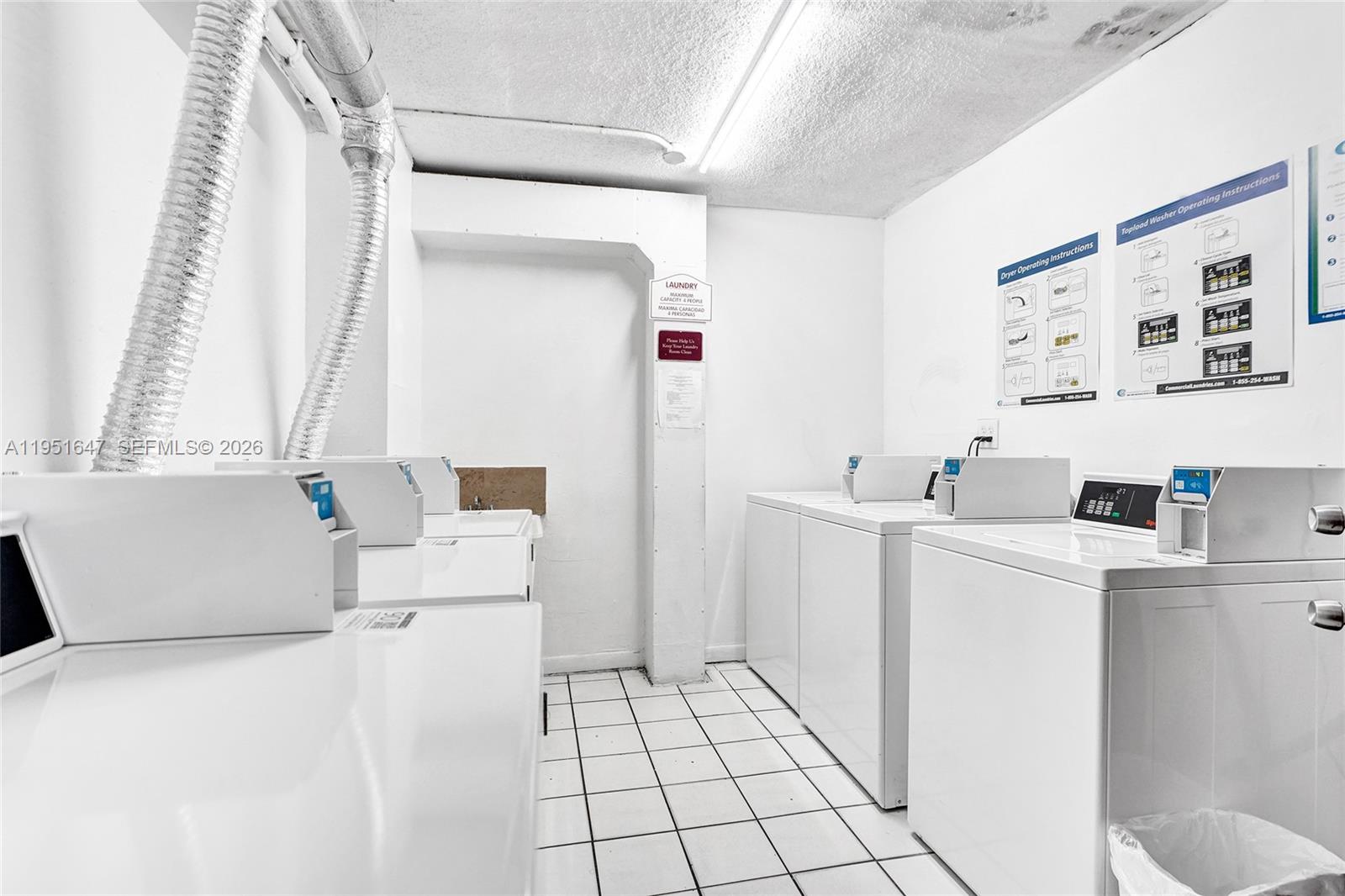 FONTAINEBLEAU GARDENS CON - Residential