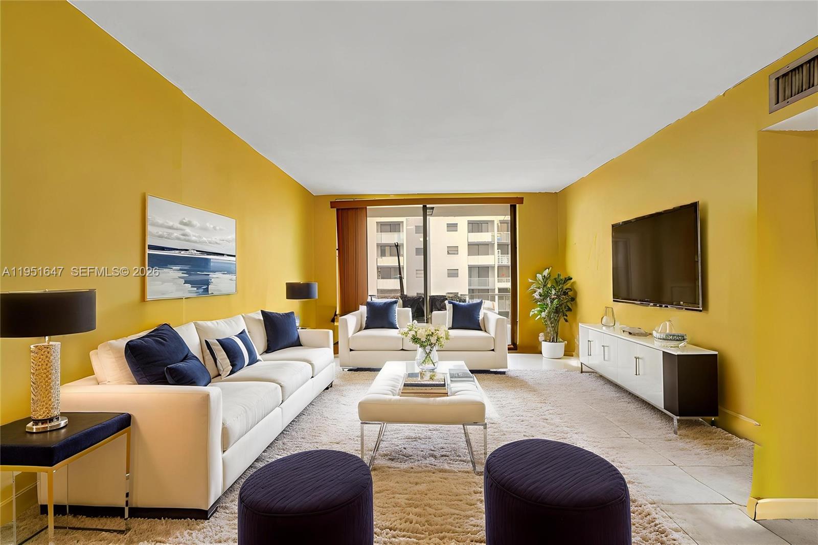 FONTAINEBLEAU GARDENS CON - Residential