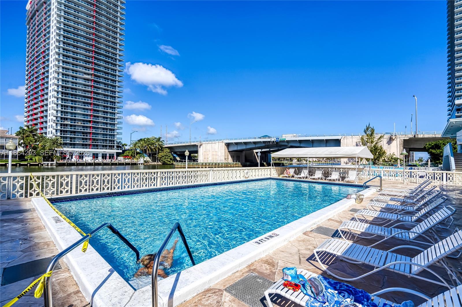 IMPERIAL TOWERS CONDO - Residential