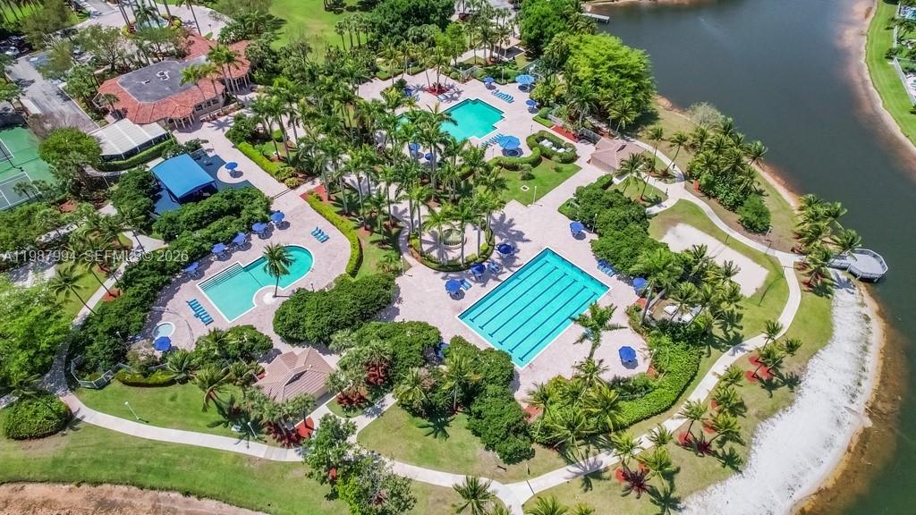 LAKES OF WESTERN PINES RE - Residential