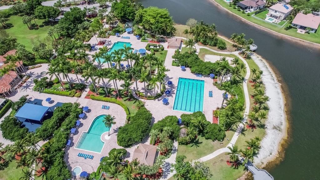 LAKES OF WESTERN PINES RE - Residential