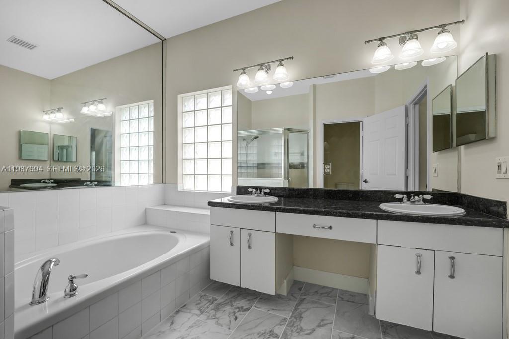 LAKES OF WESTERN PINES RE - Residential