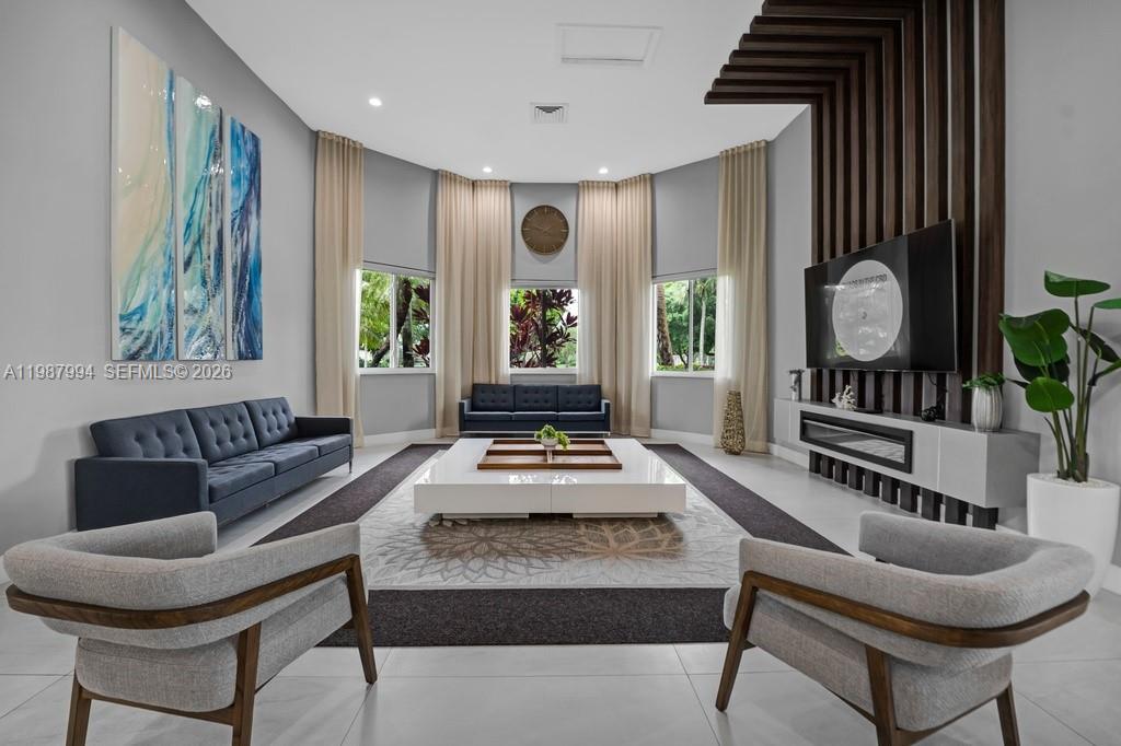 LAKES OF WESTERN PINES RE - Residential