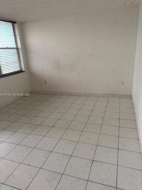 COLLINS MANOR CONDO - Residential Lease