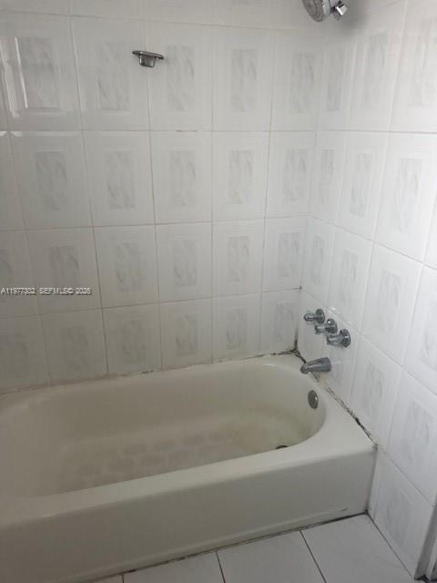 COLLINS MANOR CONDO - Residential Lease