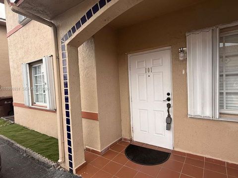 3262 W 70th St 101 Hialeah FL 33018